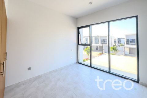 Townhouse de 4 dormitorios en Dubai, UAE No. 174066 16