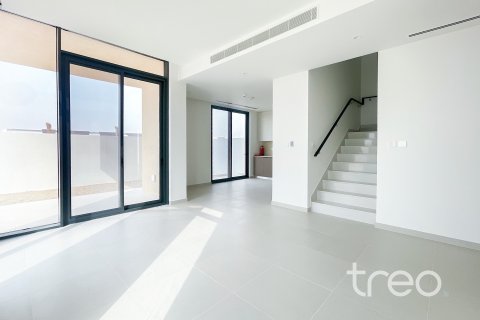 Townhouse de 4 dormitorios en Dubai South (Dubai World Central), UAE No. 174067 4