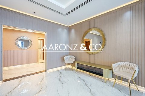 Apartment de 4 dormitorios en Elite Residence, UAE No. 140144 14