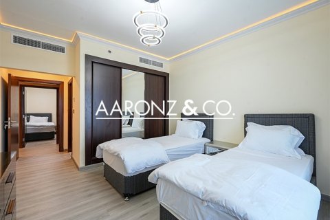 Apartment de 4 dormitorios en Elite Residence, UAE No. 140144 13