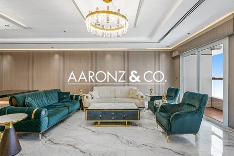 Apartment de 4 dormitorios en Elite Residence, UAE No. 140143 3