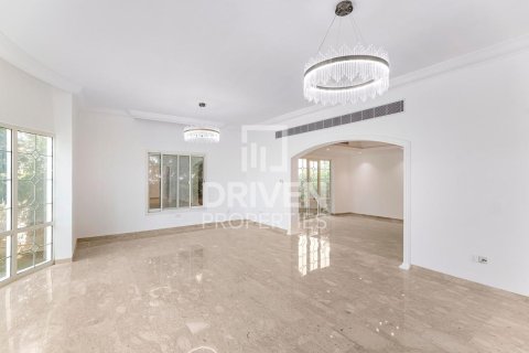 6 غرفة نوم فيلا في Al Barsha 2, الإمارات العربية المتحدة رقم 202719 20