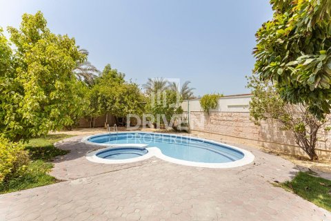 6 غرفة نوم فيلا في Al Barsha 2, الإمارات العربية المتحدة رقم 202719 31