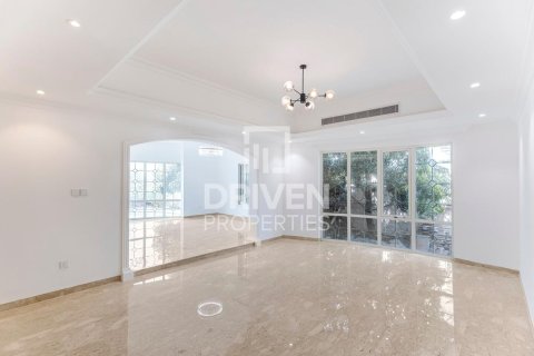 6 غرفة نوم فيلا في Al Barsha 2, الإمارات العربية المتحدة رقم 202719 19