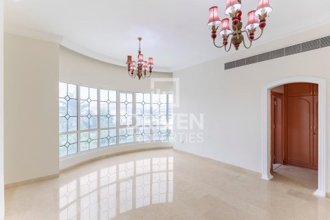 6 غرفة نوم فيلا في Al Barsha 2, الإمارات العربية المتحدة رقم 202719 7