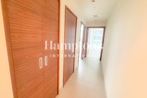 Apartment de 2 dormitorios en Bur Dubai, UAE No. 160281 7