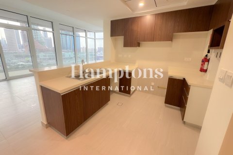 Apartment de 2 dormitorios en Bur Dubai, UAE No. 160281