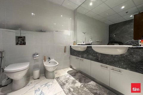 Apartment de 2 dormitorios en Business Bay, UAE No. 145212 11