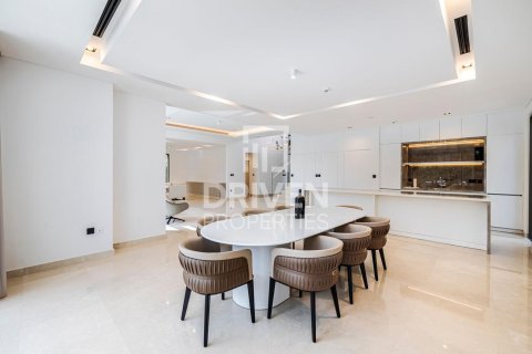Villa de 5 dormitorios en Golf Place, UAE No. 138551 3
