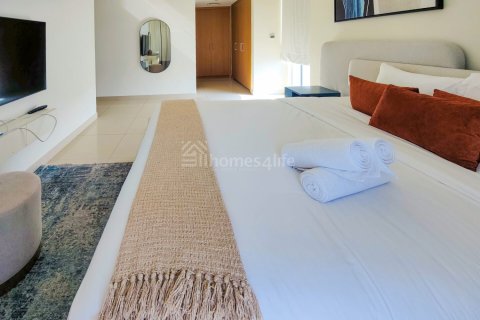 Apartment de 3 dormitorios en Harbour Views 1, UAE No. 163335 15