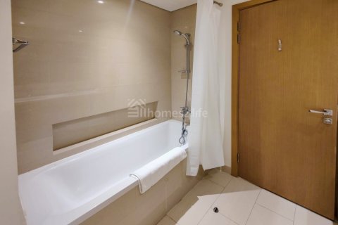 Apartment de 3 dormitorios en Harbour Views 1, UAE No. 163335 11