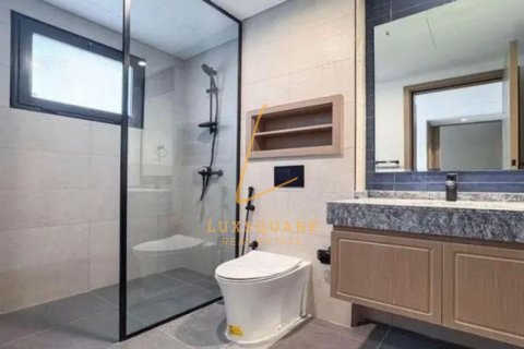 Вилла с 4 спальнями в Damac Lagoons, ОАЭ №163338 3