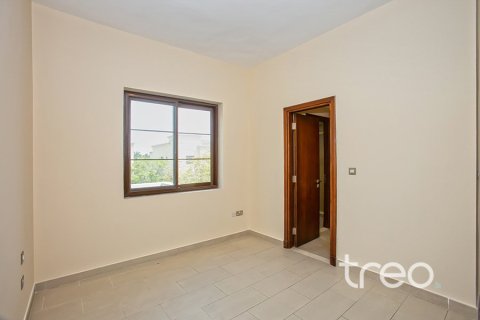 Villa de 4 dormitorios en Casa, UAE No. 186630 19