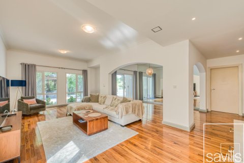 Villa de 5 chambres à Meadows, UAE No. 209145 9
