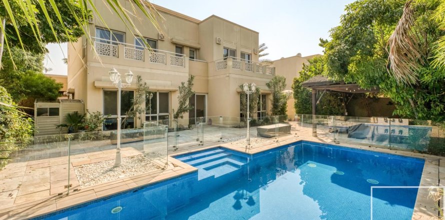 Villa de 5 chambres à Meadows, UAE No. 209145