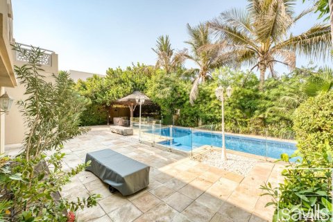 Villa de 5 chambres à Meadows, UAE No. 209145 4