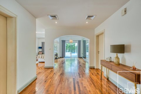 Villa de 5 chambres à Meadows, UAE No. 209145 8