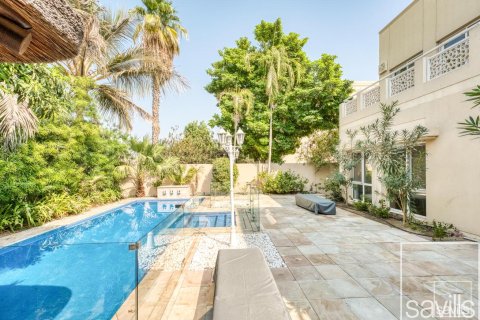 Villa de 5 chambres à Meadows, UAE No. 209145 6