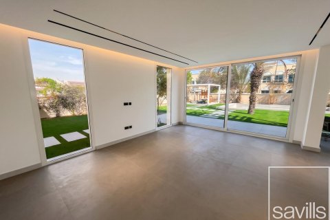 Villa de 4 chambres à Jumeirah Village Triangle, UAE No. 209144 5