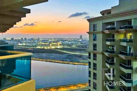 Apartamento tipo estudio Estudio en Dubai, UAE No. 170312