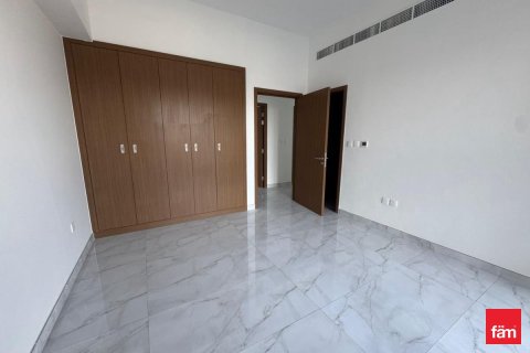 Квартира с 2 спальнями в Дубай Студио-Сити, ОАЭ №141310 6