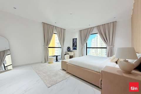 3 bedrooms Apartment in Dubai, UAE No. 143688 15