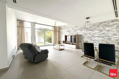 3 bedrooms Townhouse in Dubai, UAE No. 143693 6