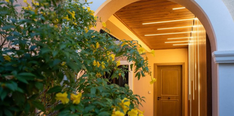 4 غرف نوم تاون هاوس رقم 126120