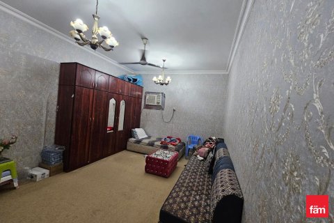 8 غرفة نوم  فيلا  رقم 127337 5