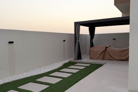 Townhouse de 4 dormitorios en District 11, UAE No. 186480 6