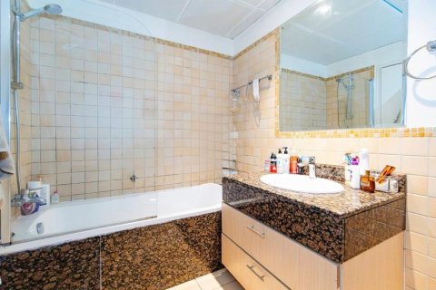 Квартира с 3 спальнями в Sadaf, ОАЭ №160464 8