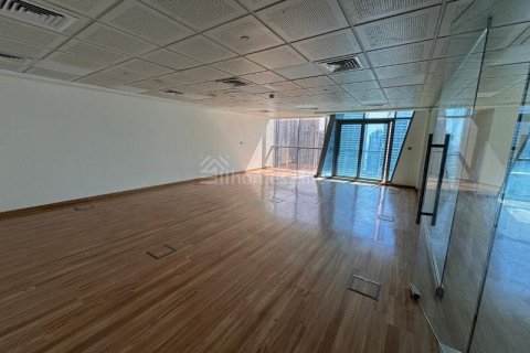 Офис 110м² в Джумейра Лейк Тауэрс, ОАЭ №160462 8