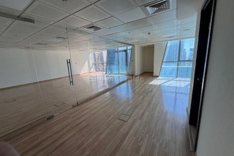 Офис 110м² в Джумейра Лейк Тауэрс, ОАЭ №160462 10