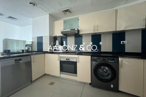 3 غرف نوم شقة  رقم 132998 8