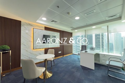 198m² Office in Business Bay, UAE No. 132992 15