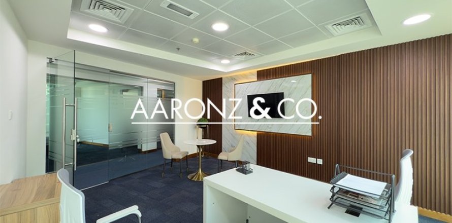 198m² Office in Business Bay, UAE No. 132992