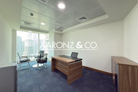 198m² Office in Business Bay, UAE No. 132992 14