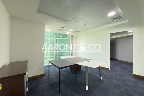 198m² Office in Business Bay, UAE No. 132992 6