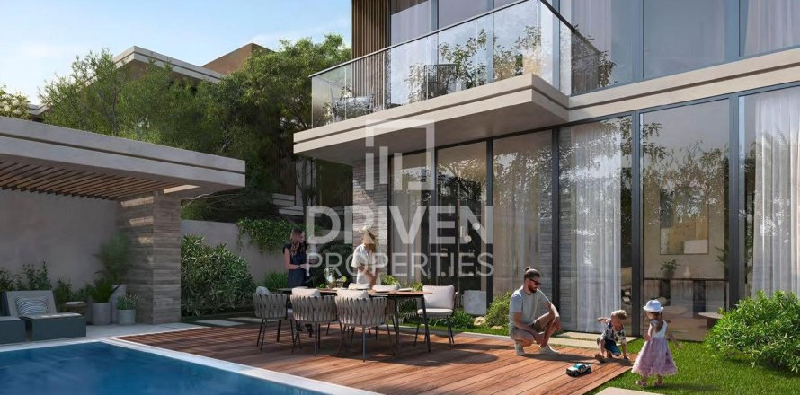 Villa de 3 dormitorios en Dubai Land, UAE No. 190434