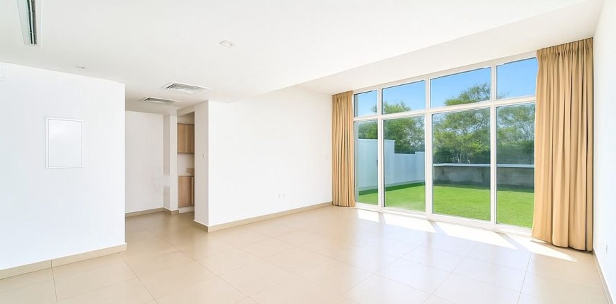 Таунхаус с 3 спальнями  №112200