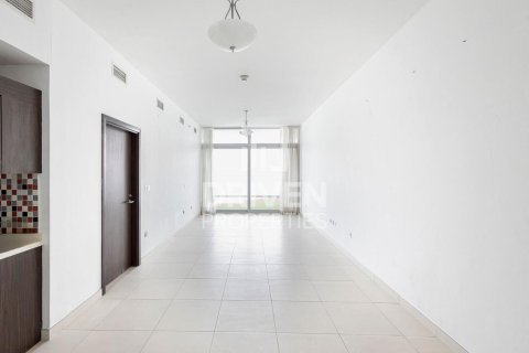 Квартира с 1 спальней в Azure Residences, ОАЭ №209490 5