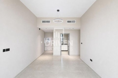 Apartment de 2 dormitorios en Dubai Sports City, UAE No. 201455 5