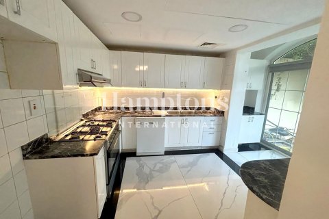 Townhouse de 3 dormitorios No. 118886 15