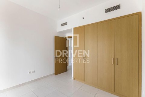 Квартира с 3 спальнями в Creekside 18, ОАЭ №190132 9