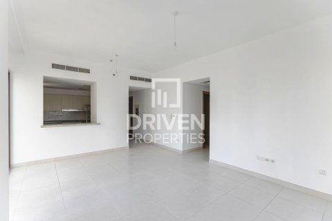 Квартира с 3 спальнями в Creekside 18, ОАЭ №190132 3
