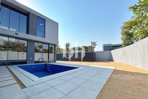 4 غرف نوم فيلا  رقم 113337 3