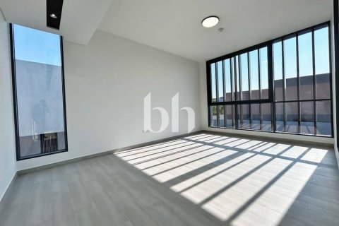 4 غرف نوم فيلا  رقم 113337 2