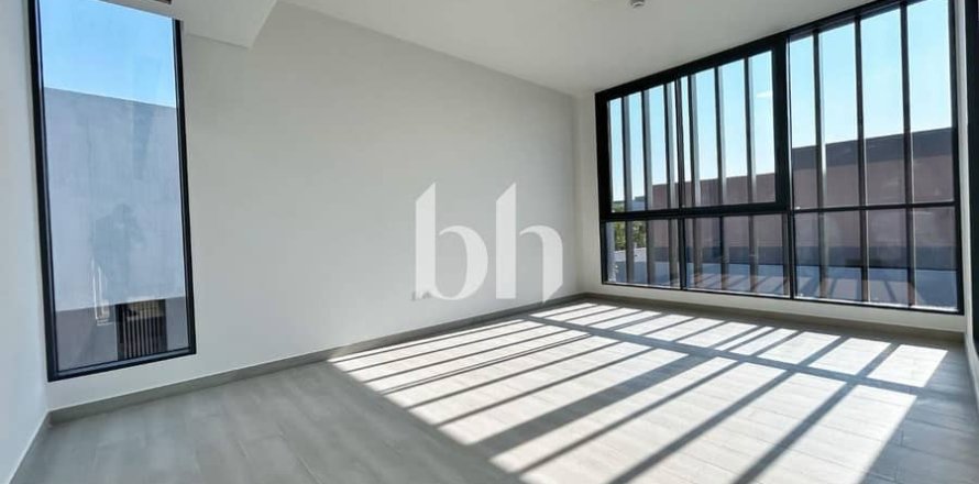 4 غرف نوم فيلا  رقم 113337