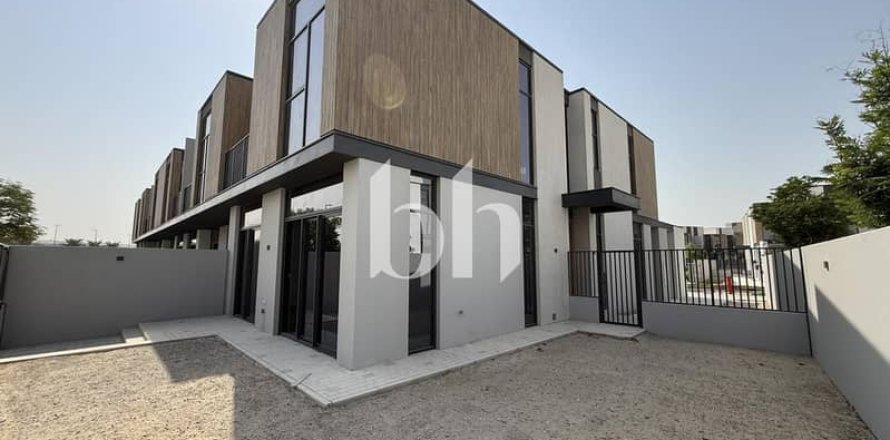 Townhouse de 4 dormitorios  No. 115764