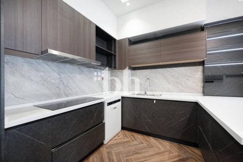 4 bedrooms Townhouse  No. 115763 11